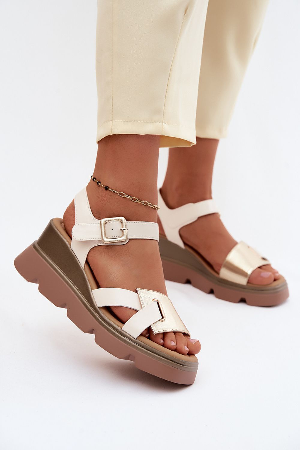  Cothurnes model 227899 Step in style 