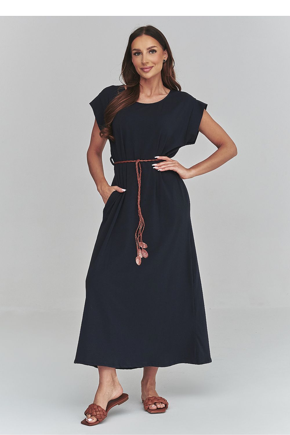  Robe de jour model 228283 Makadamia 