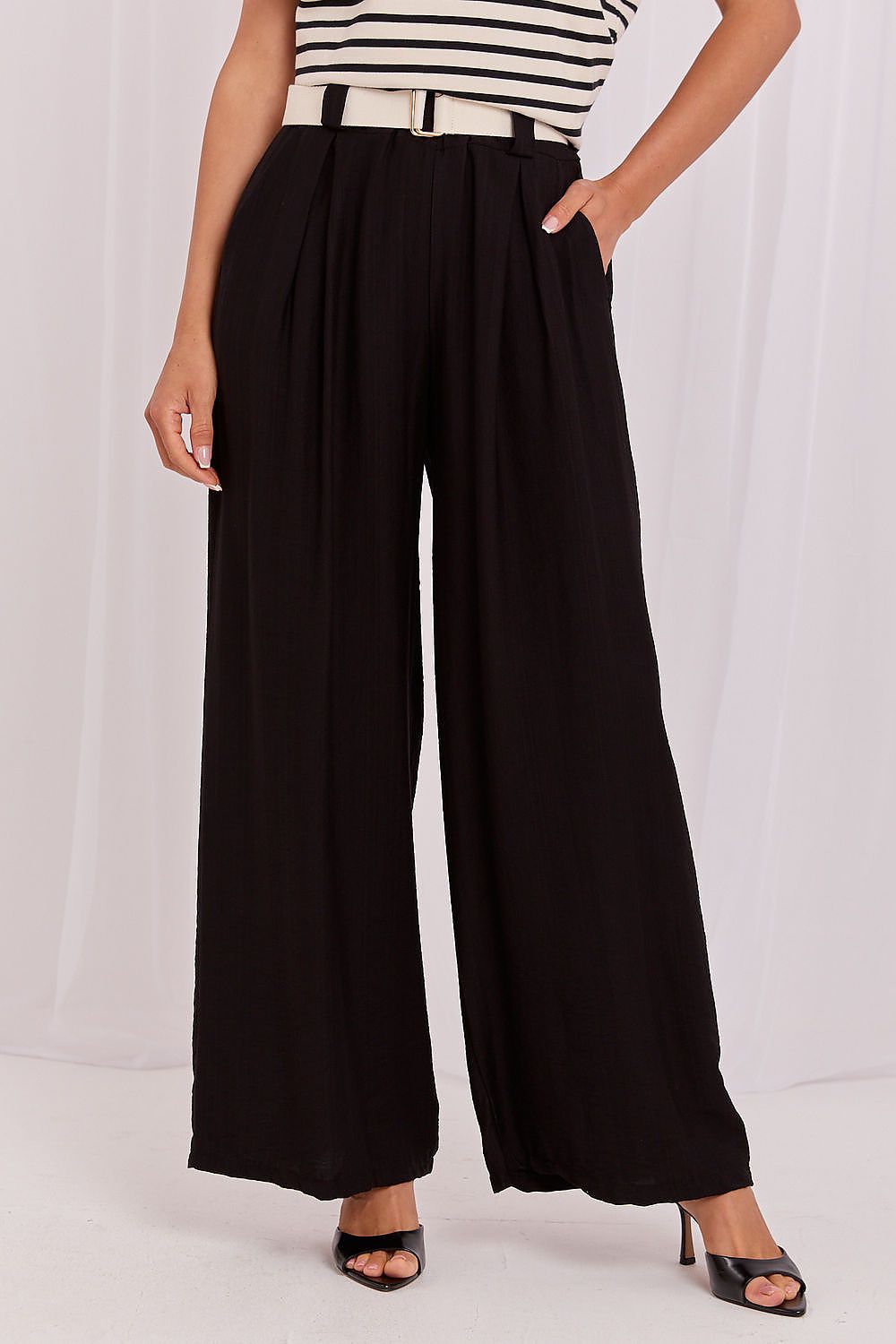  Pantalon femme model 229383 Rue Paris 
