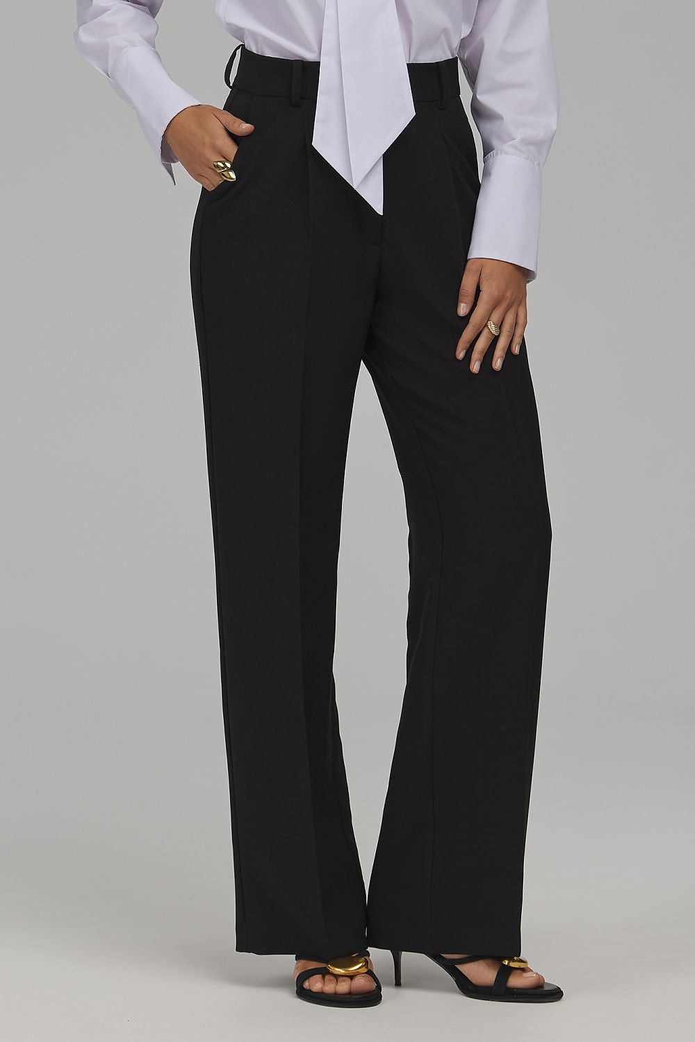 Pantalon femme model 230988 Nife 