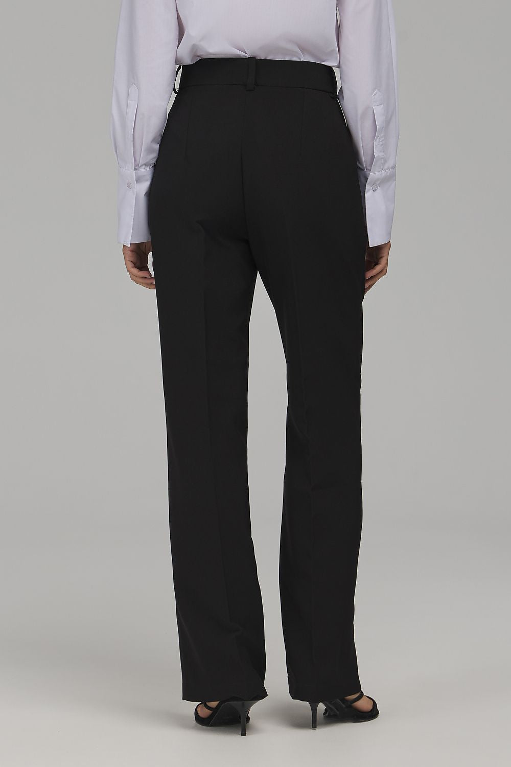  Pantalon femme model 230988 Nife 