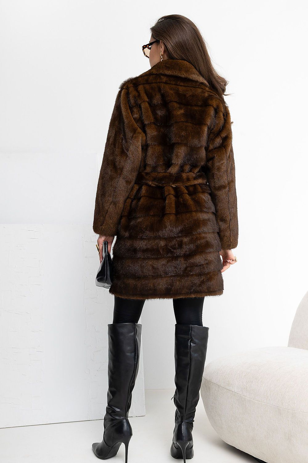 Manteau model 231154 Factory Price 