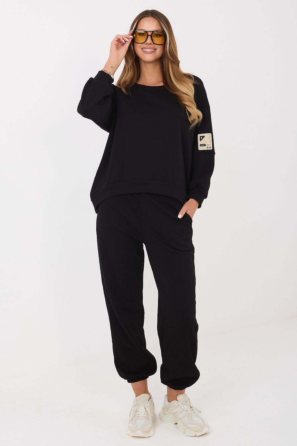  L`ensemble model 231249 Rue Paris 