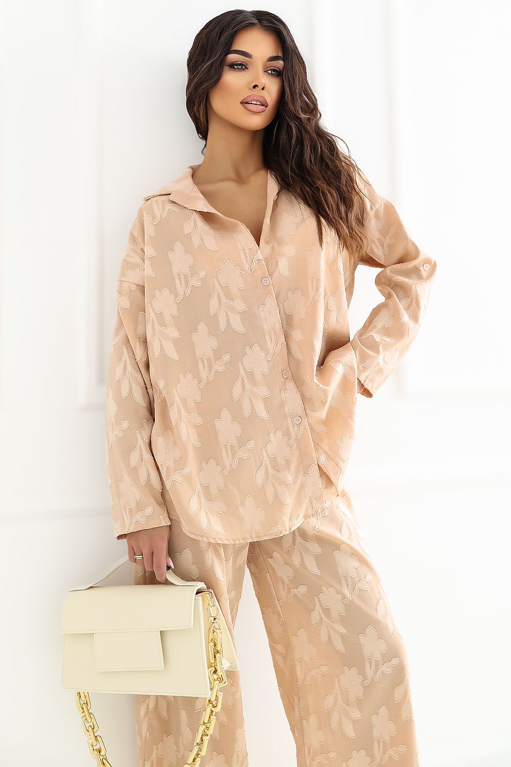  L`ensemble model 231251 Rue Paris 
