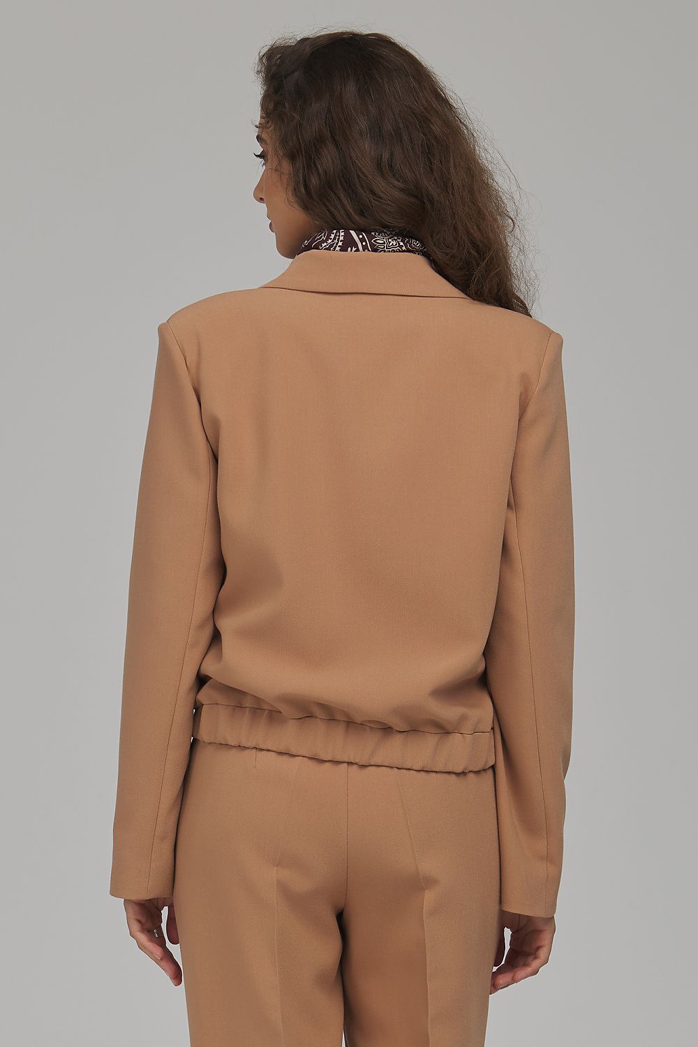  Veste model 231341 Nife 