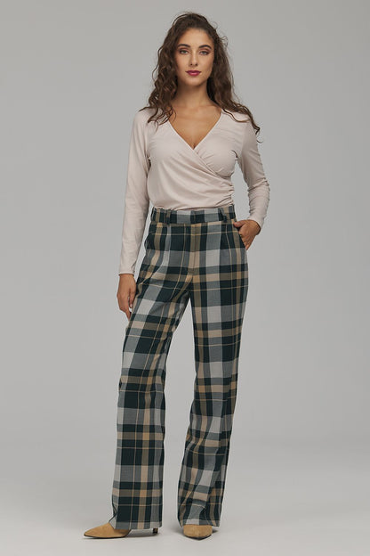  Pantalon femme model 231342 Nife 