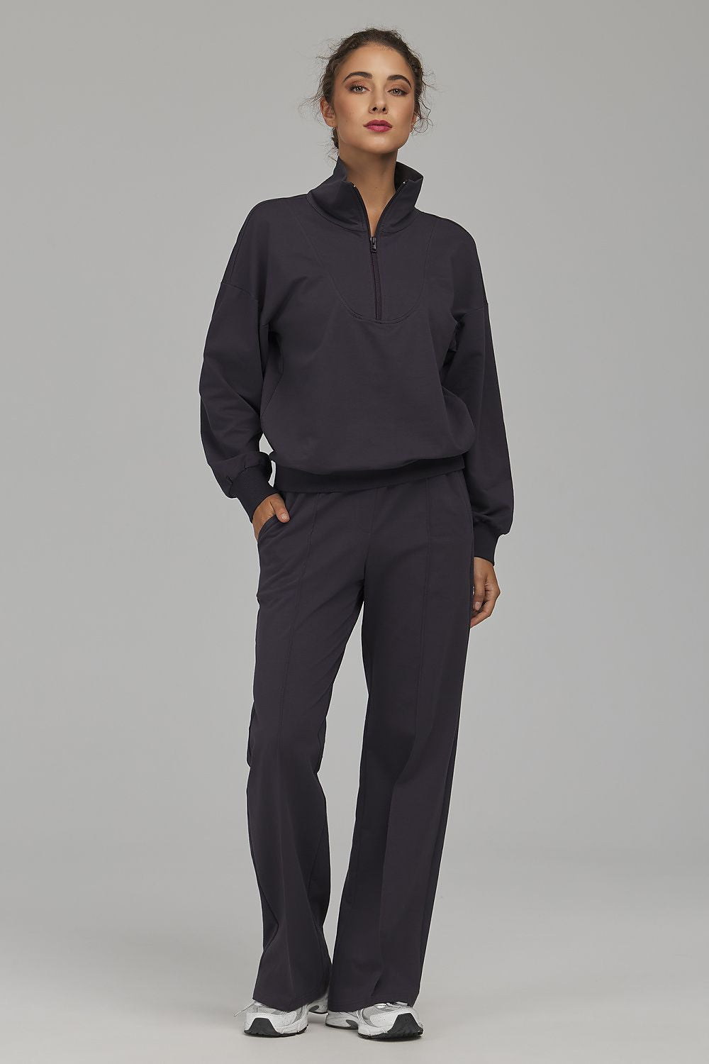  Pantalon survêtement model 231380 Nife 