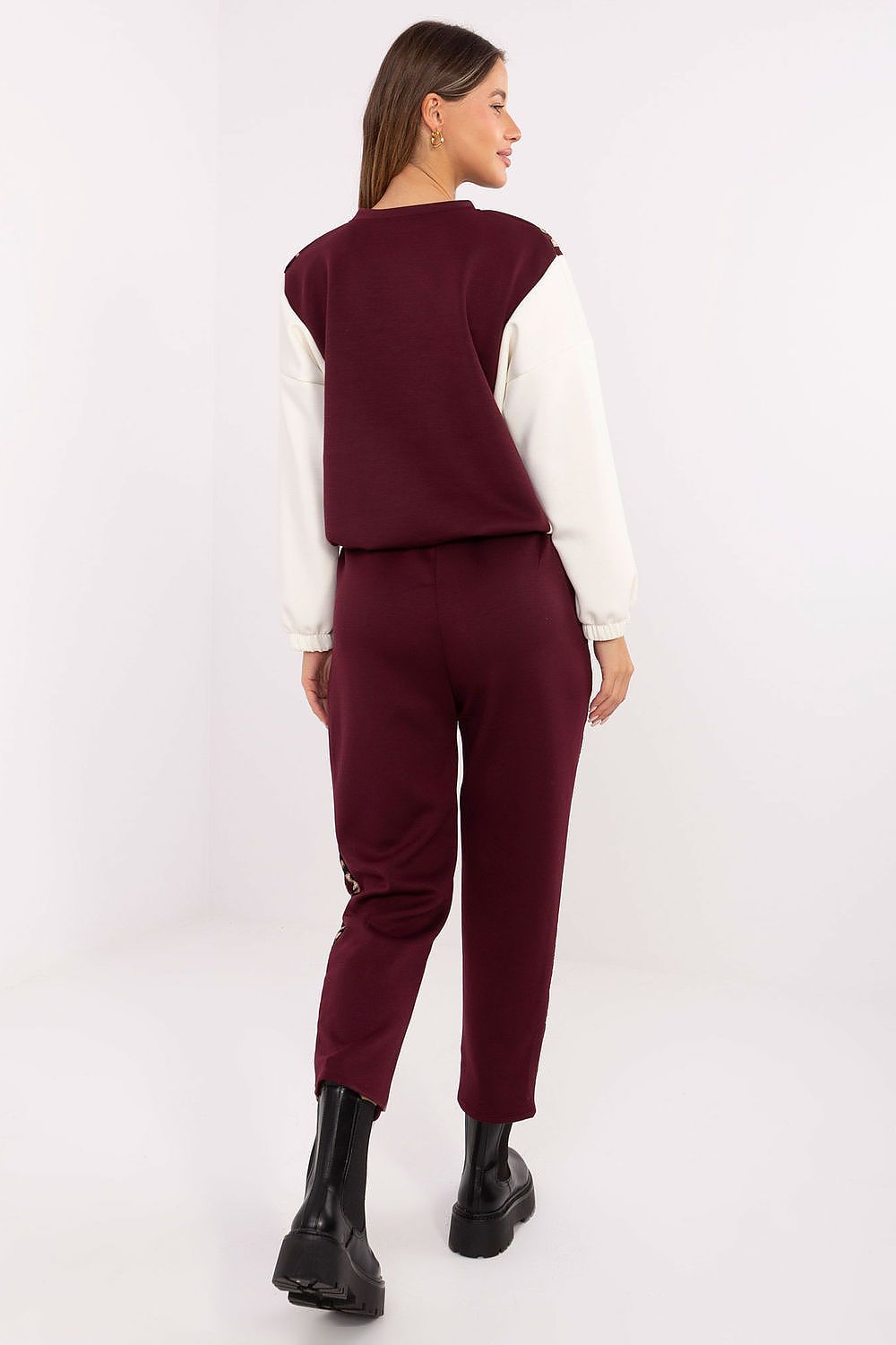  L`ensemble model 231528 Italy Moda 