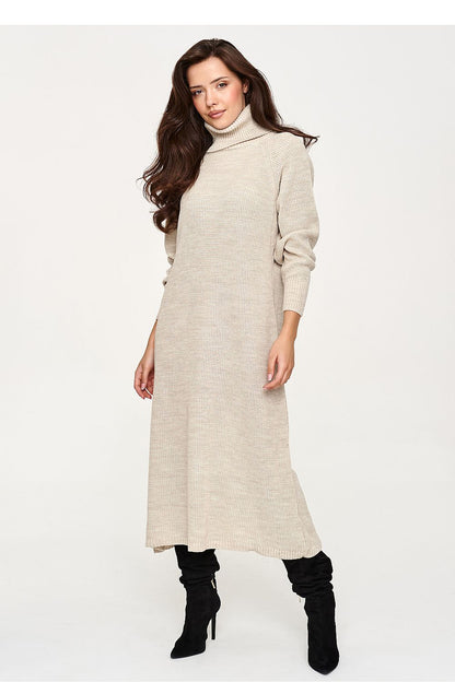  Robe de jour model 231973 Makadamia 