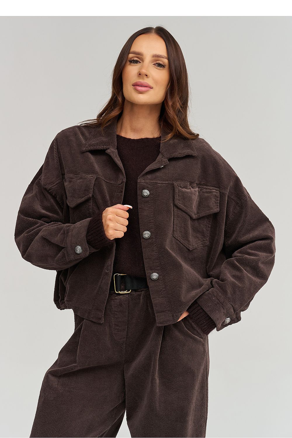  Veste en velours côtelé model 232013 Makadamia 