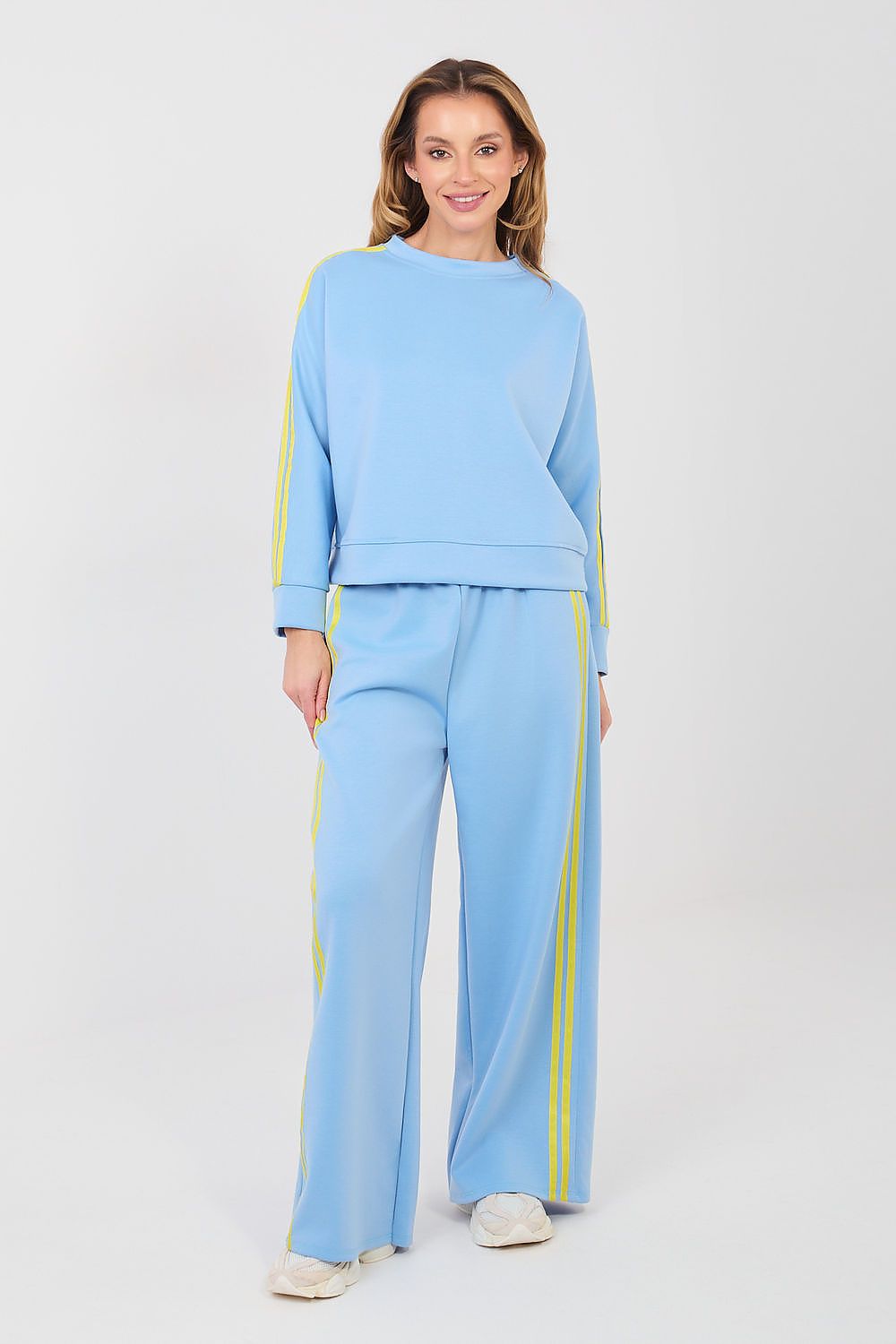  L`ensemble model 232206 Rue Paris 