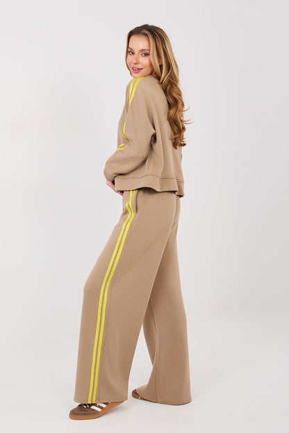  L`ensemble model 232208 Rue Paris 