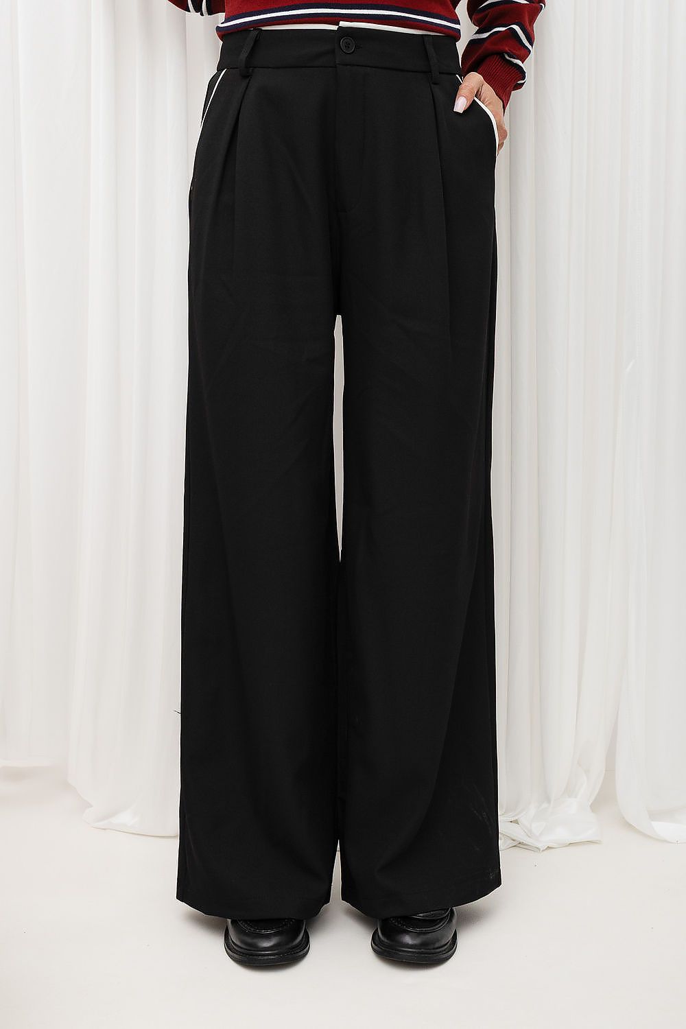  Pantalon femme model 232407 Italy Moda 