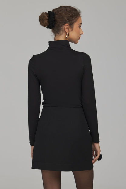  Jupe courte model 232497 Nife 
