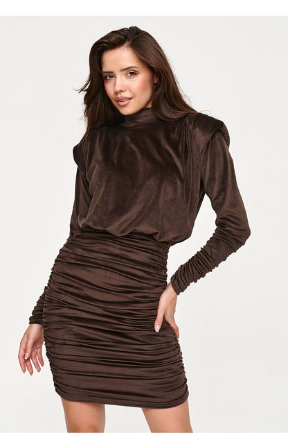  Robe courte model 232512 Makadamia 