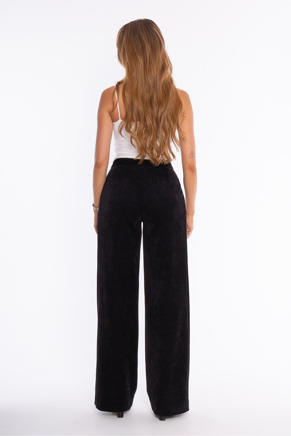  Pantalon en velours côtelé model 232850 Moe 