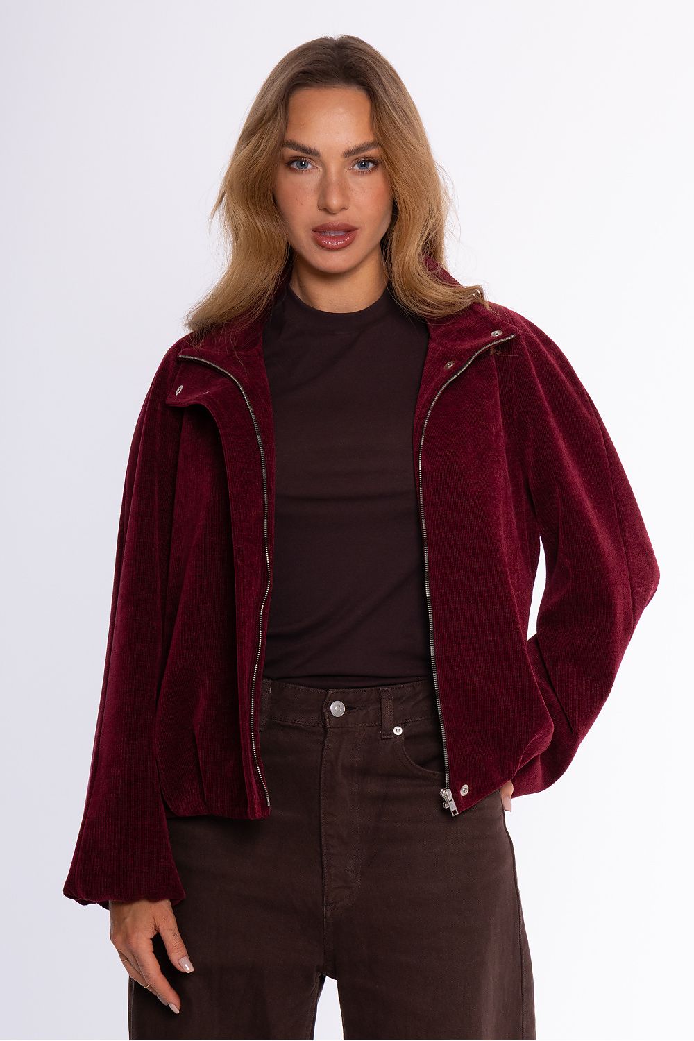  Veste en velours côtelé model 232854 Moe 