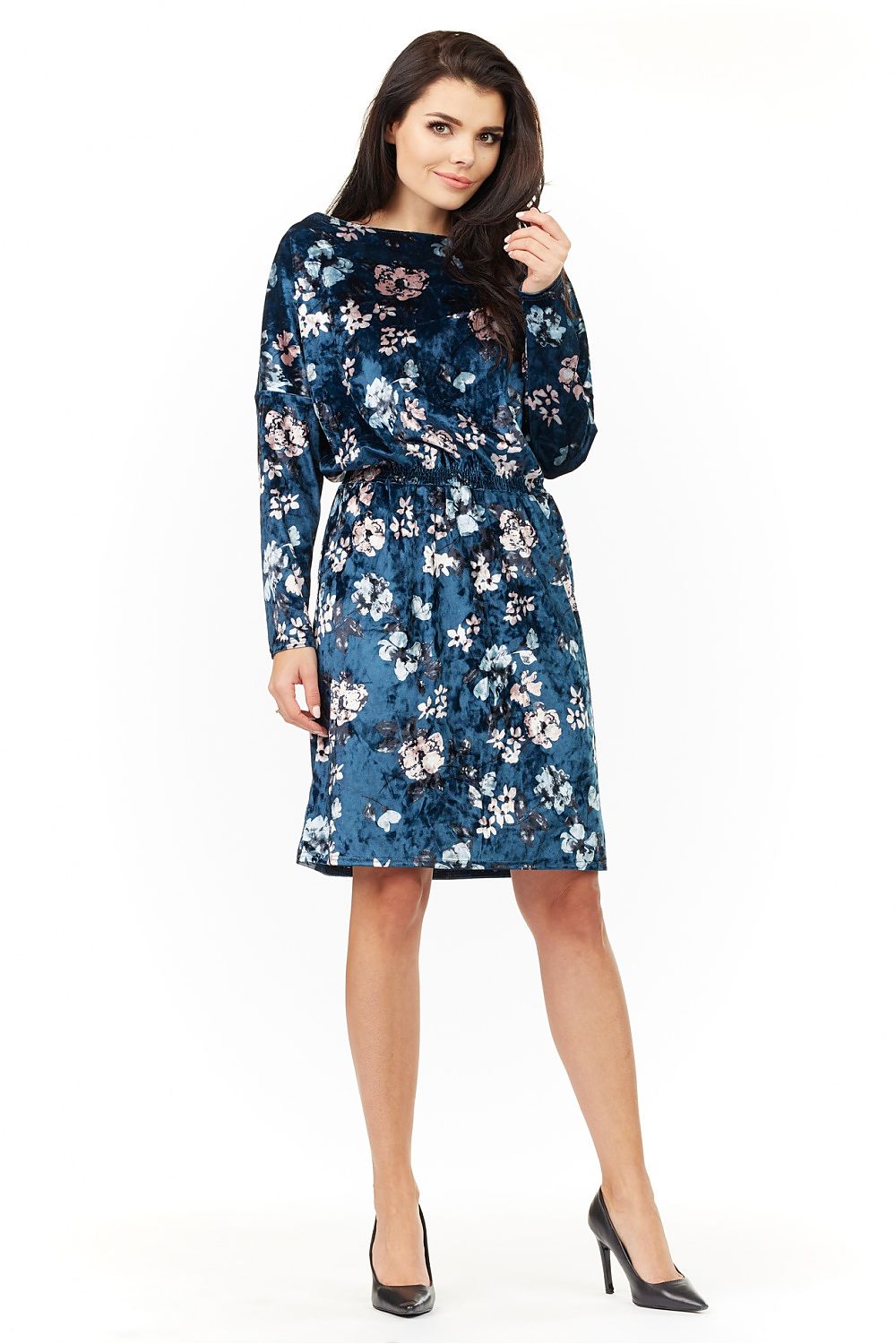  Robe de jour model 109827 awama 
