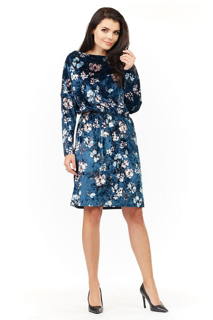  Robe de jour model 109827 awama 