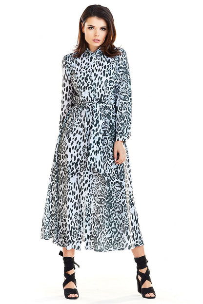 Robe de jour model 129941 awama 