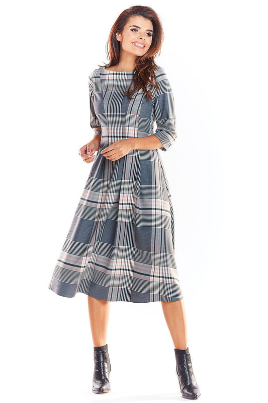 Robe de jour model 139555 awama