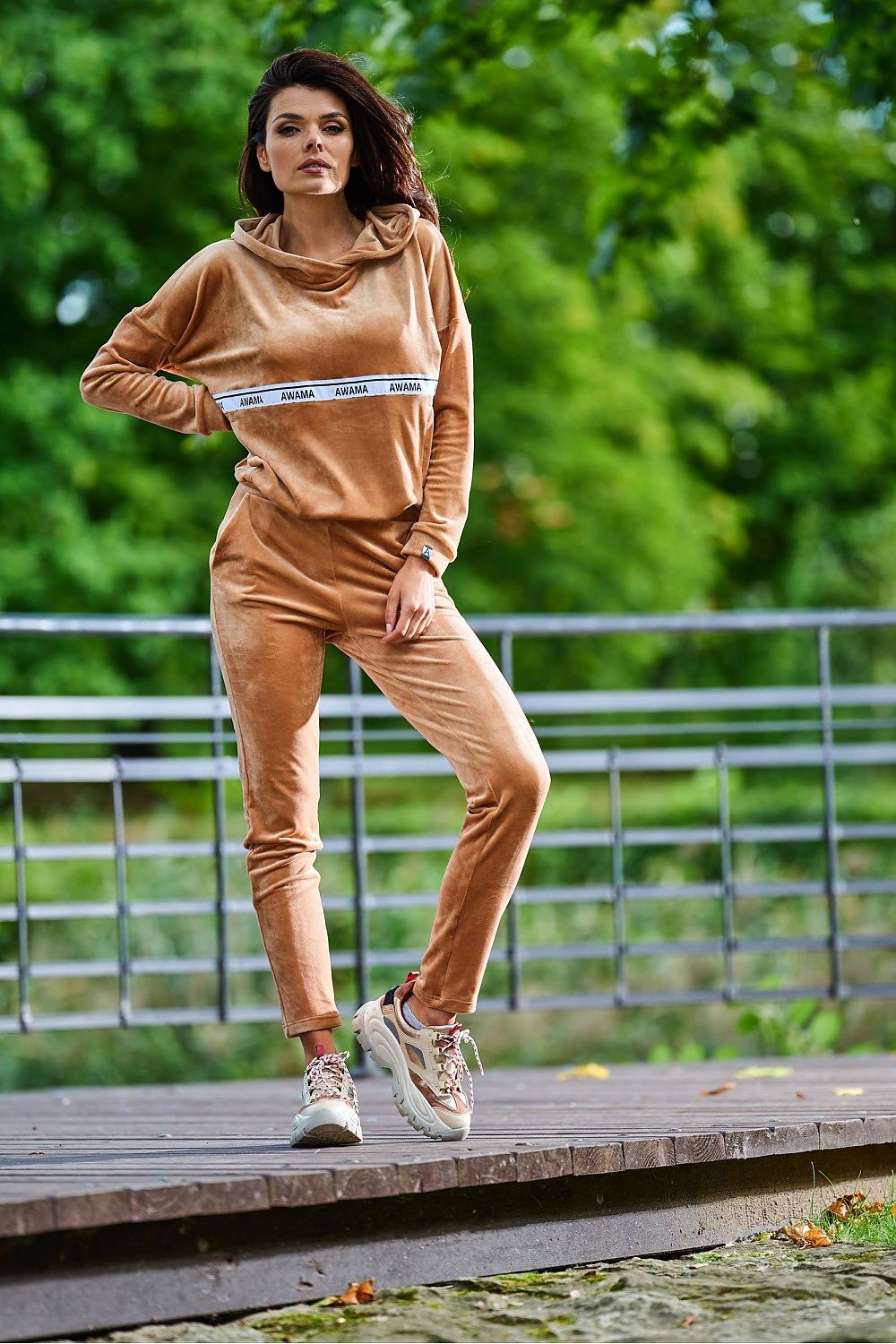 Pantalon survêtement model 149787 awama