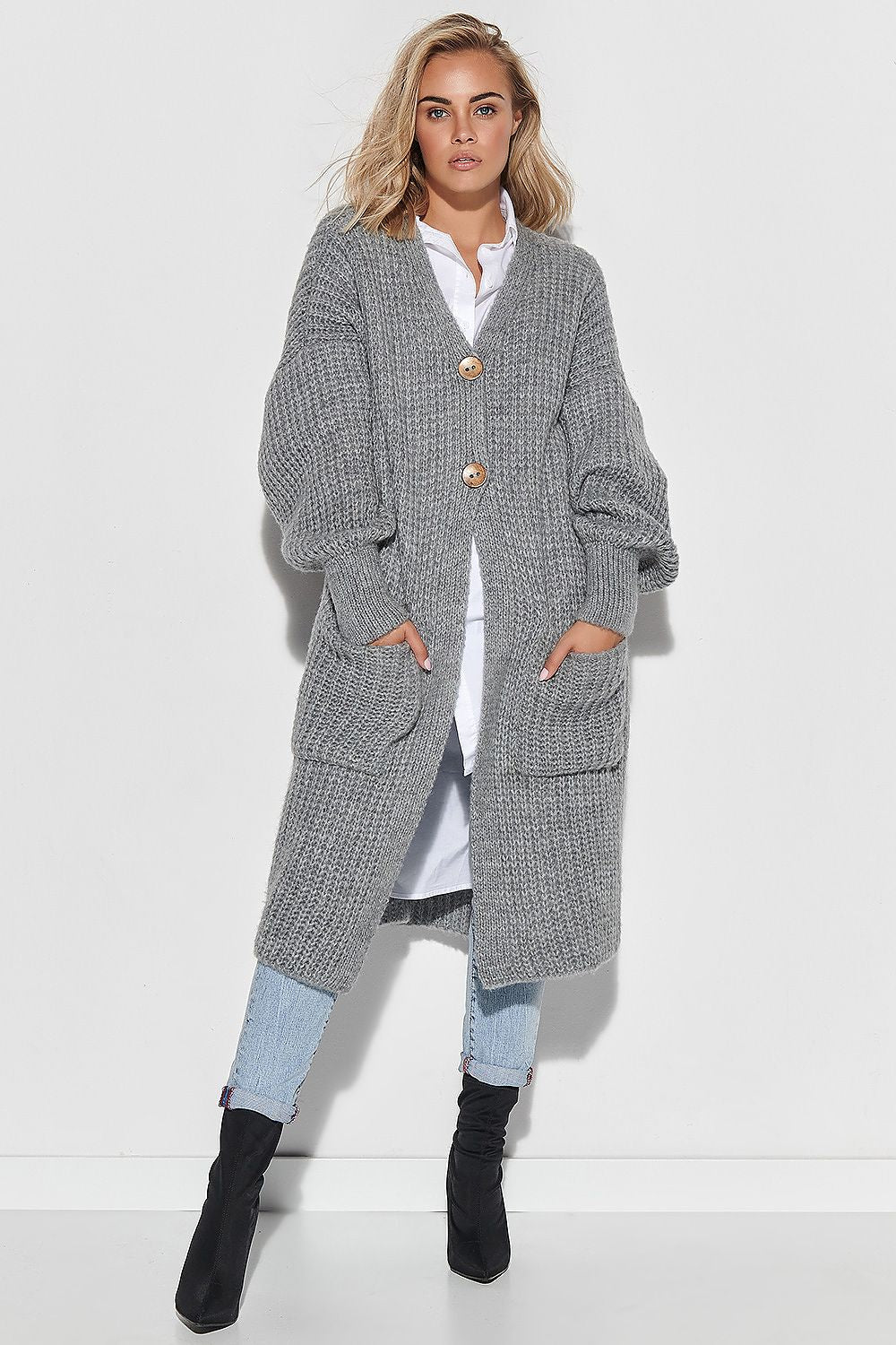 Cardigan model 150116 Makadamia