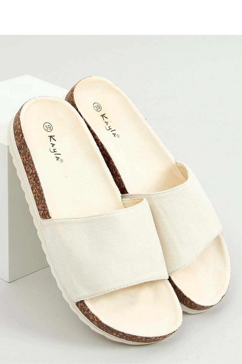 Clacquettes model 154395 Inello