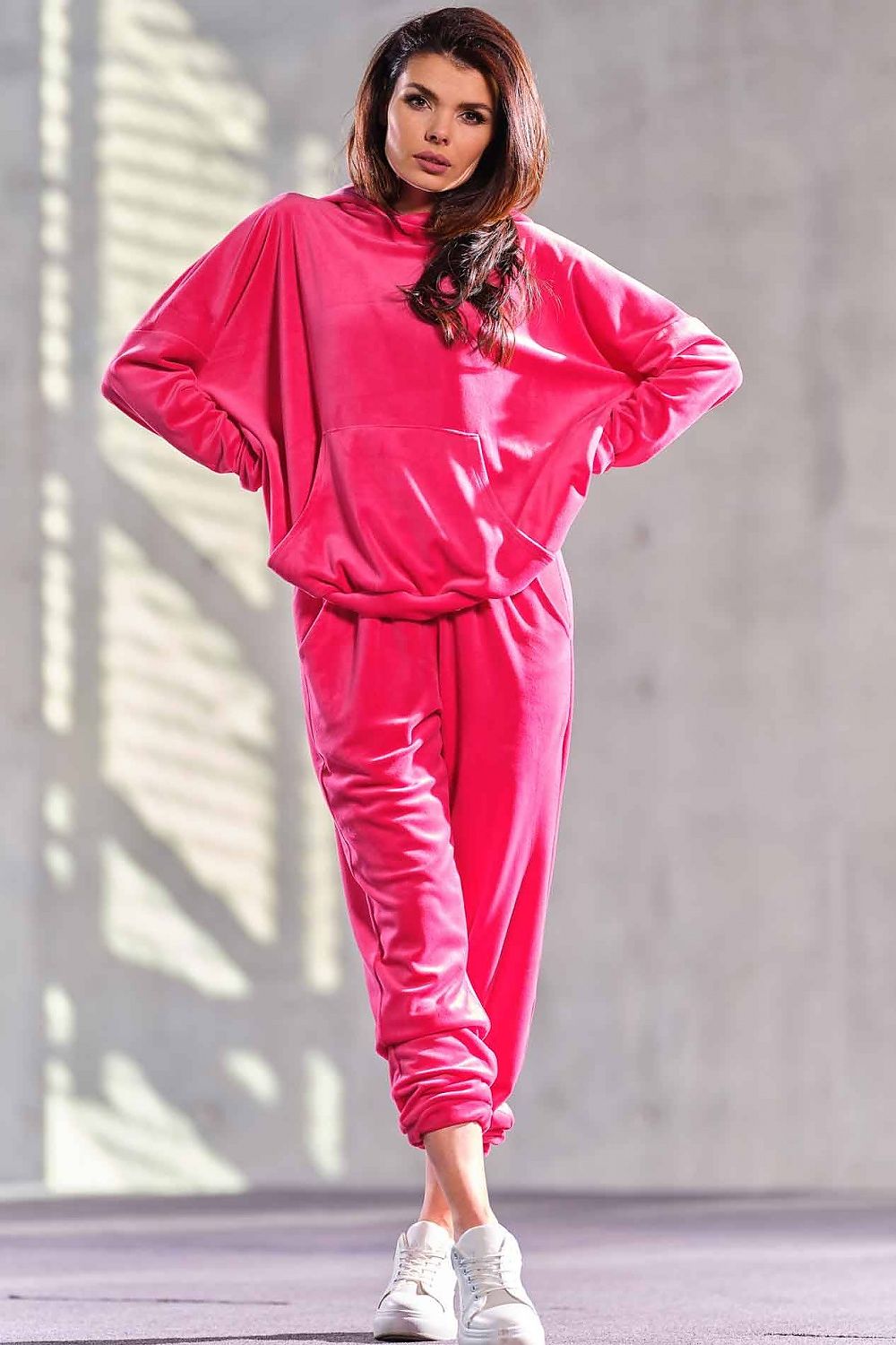  Pantalon survêtement model 155470 awama 