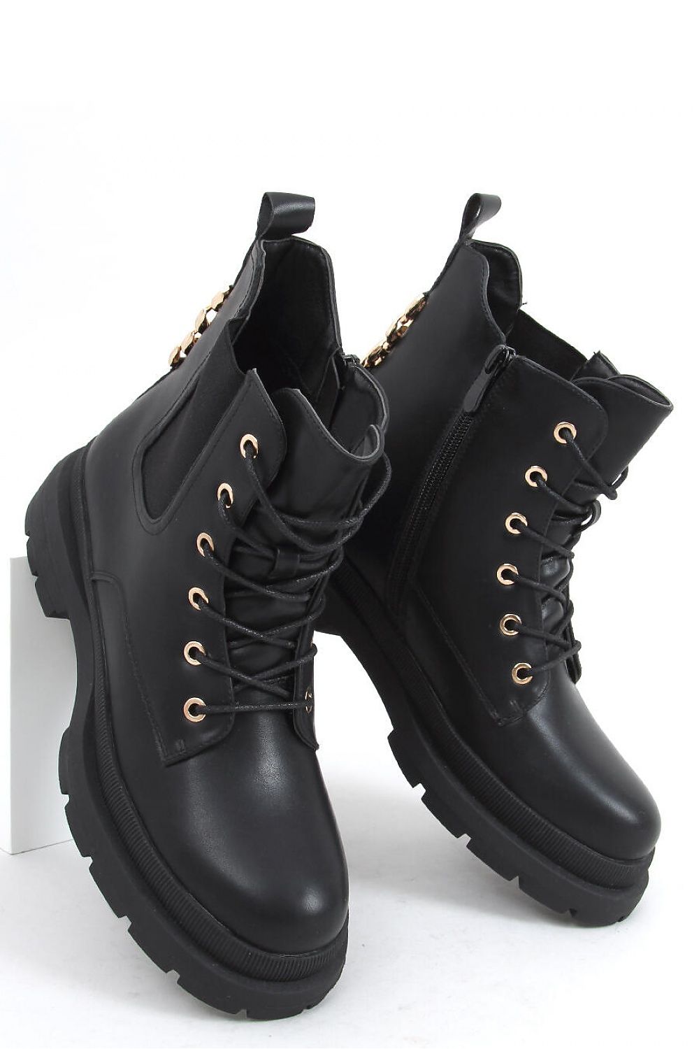 Bottes model 159932 Inello