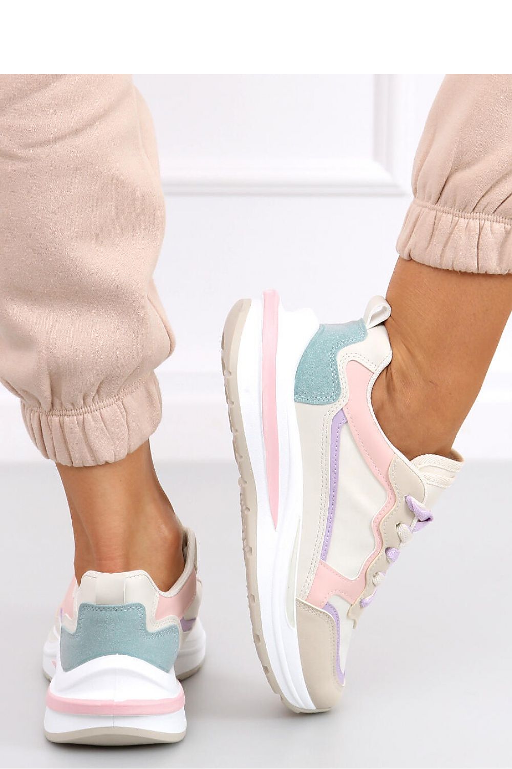 Chaussures de sport model 163892 Inello