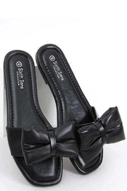 Clacquettes model 164389 Inello