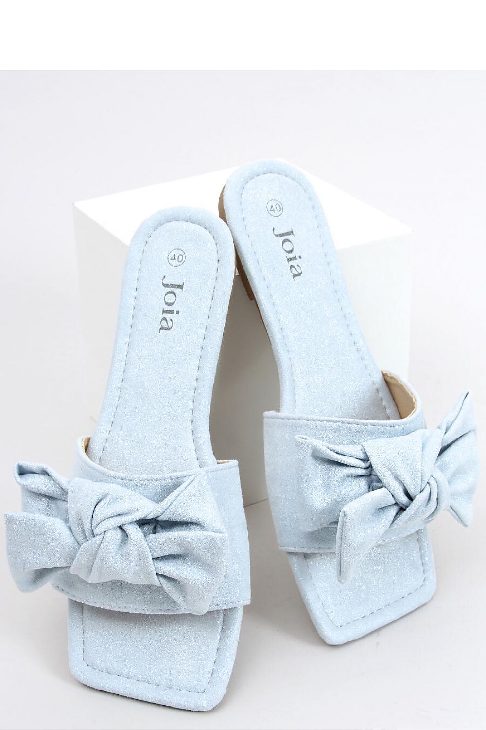 Clacquettes model 164424 Inello