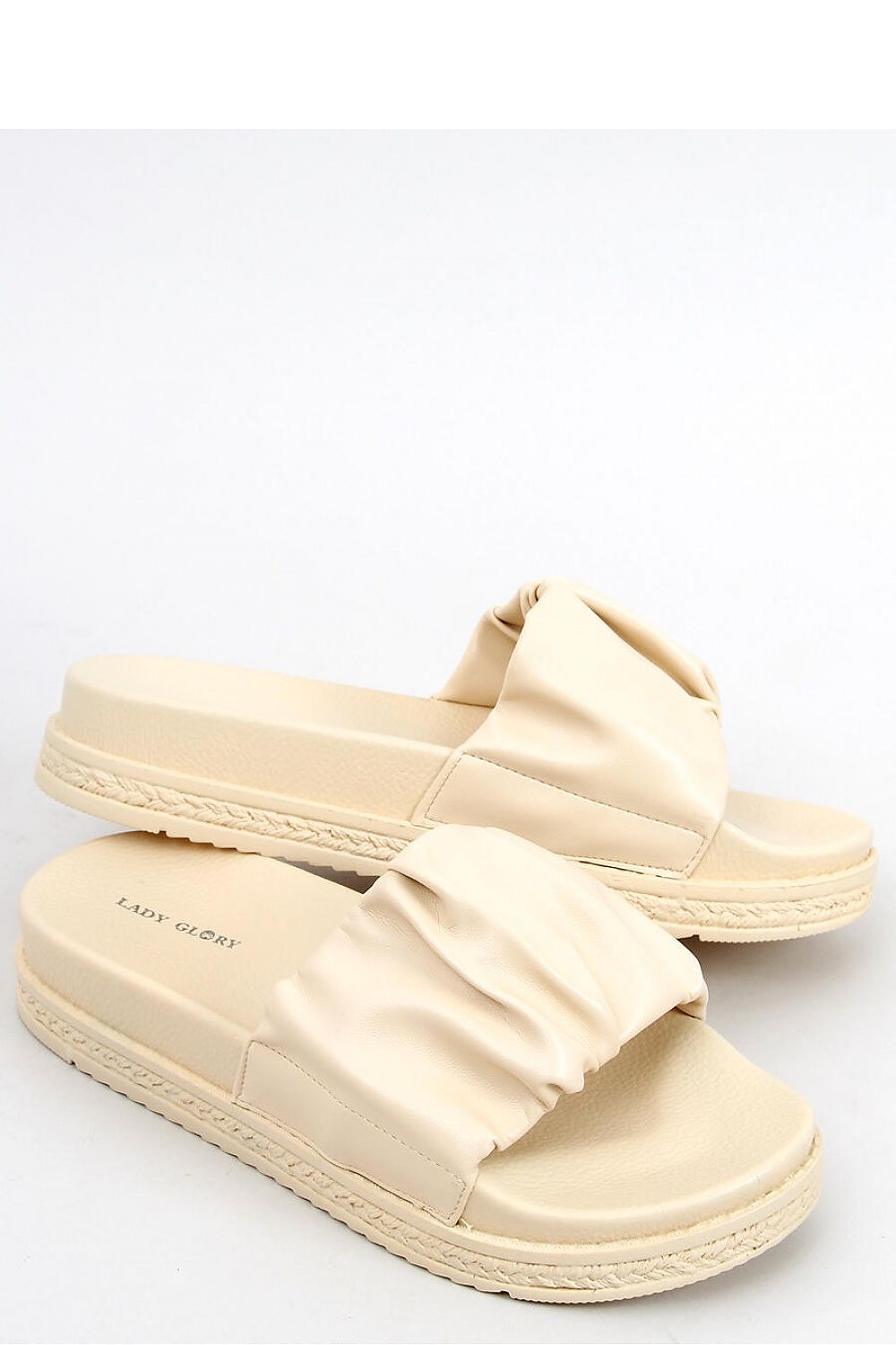 Clacquettes model 165069 Inello