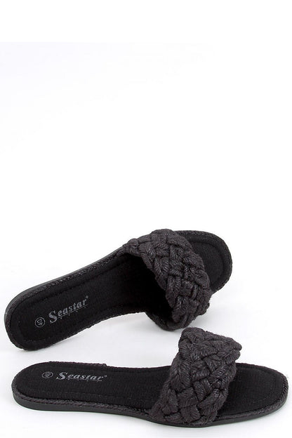 Clacquettes model 165228 Inello