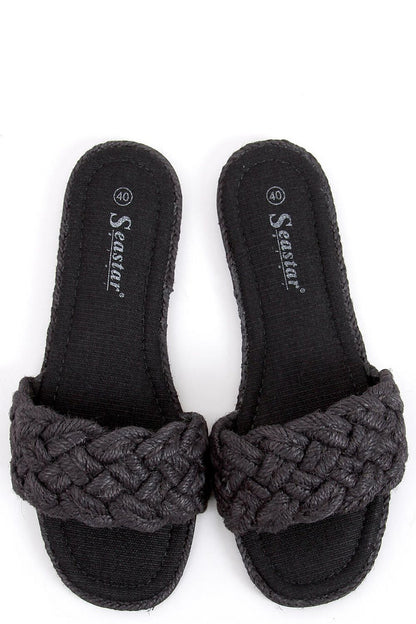 Clacquettes model 165228 Inello