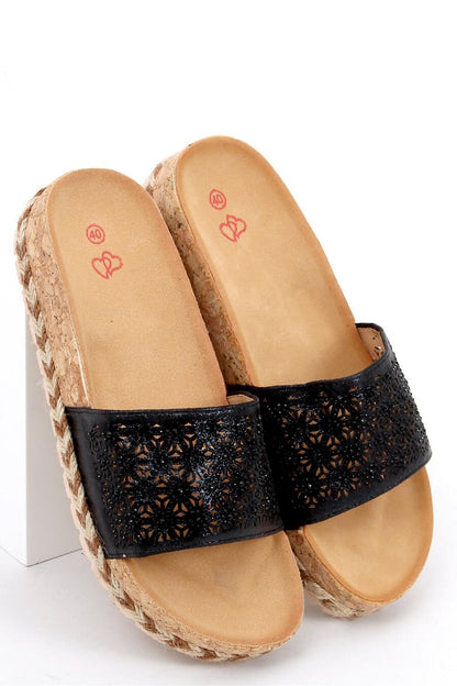 Clacquettes model 165561 Inello