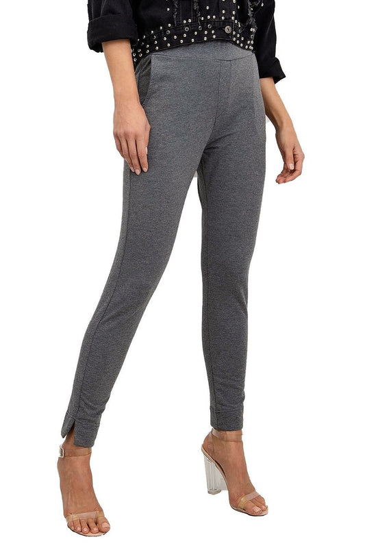 Pantalon survêtement model 166245 BFG