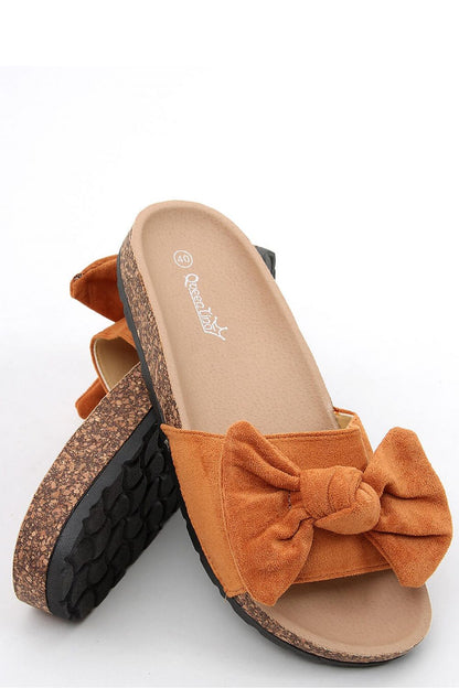 Clacquettes model 166516 Inello