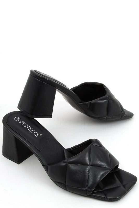 Clacquettes model 166614 Inello