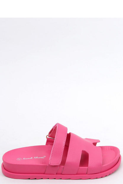 Clacquettes model 167264 Inello
