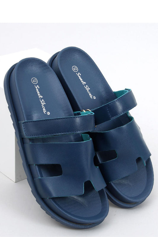Clacquettes model 167267 Inello