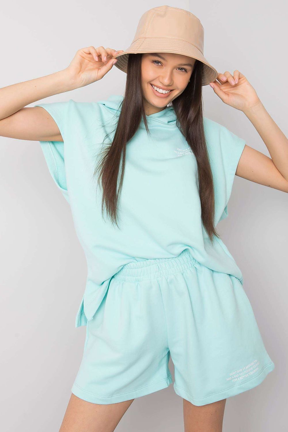 L`ensemble model 168929 Rue Paris