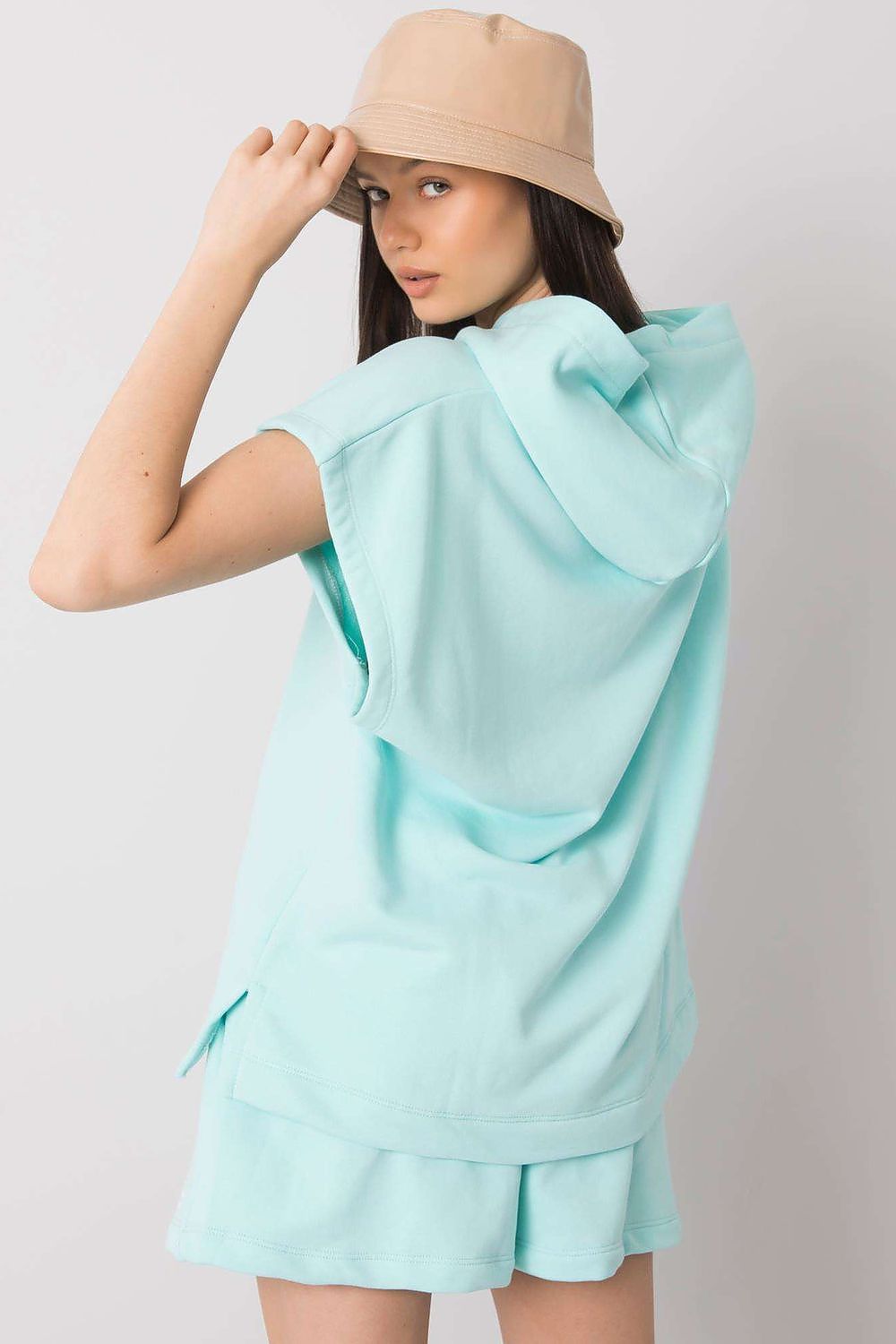 L`ensemble model 168929 Rue Paris