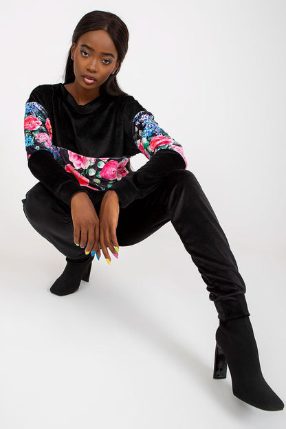 L`ensemble model 169457 Rue Paris