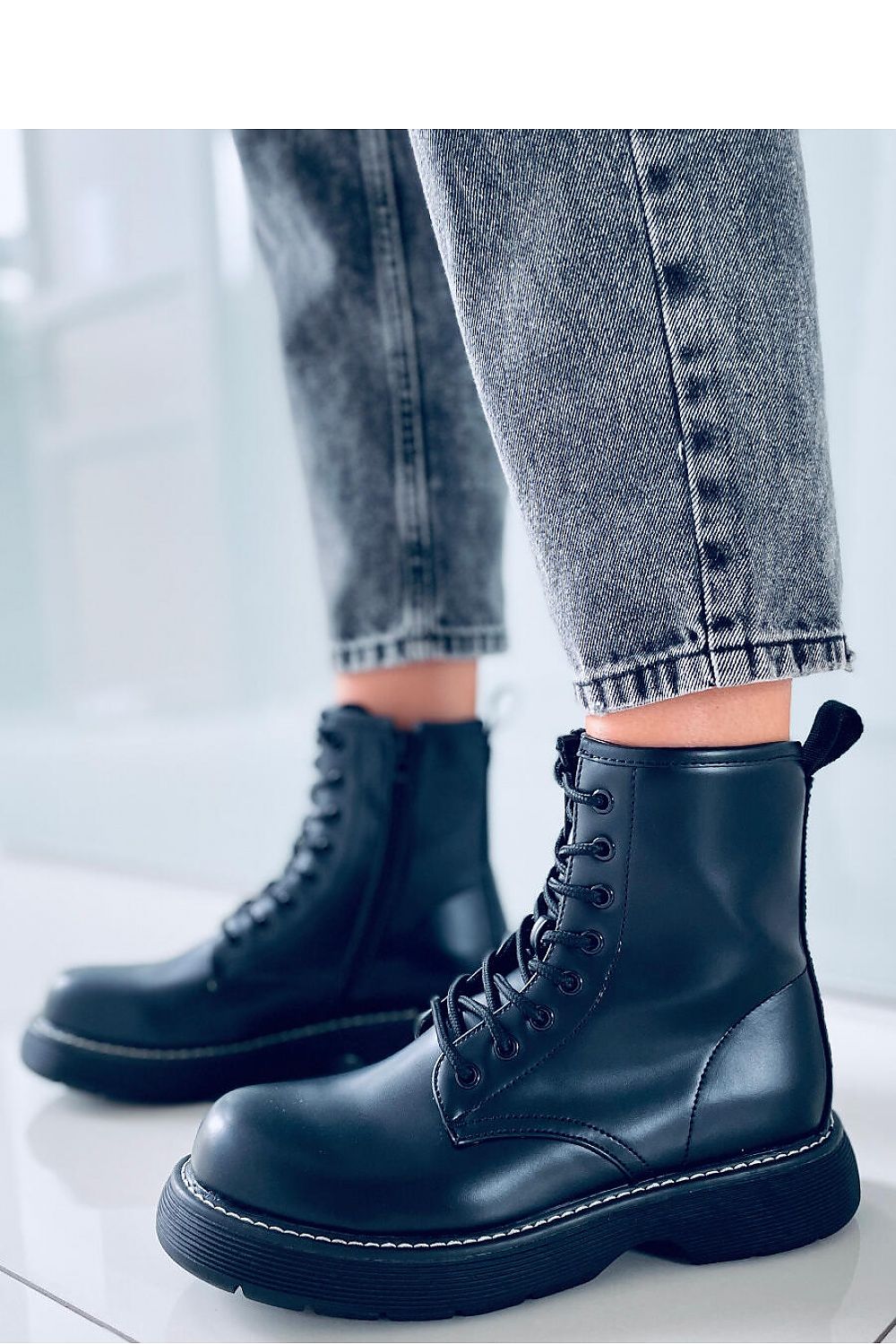 Bottes model 170334 Inello