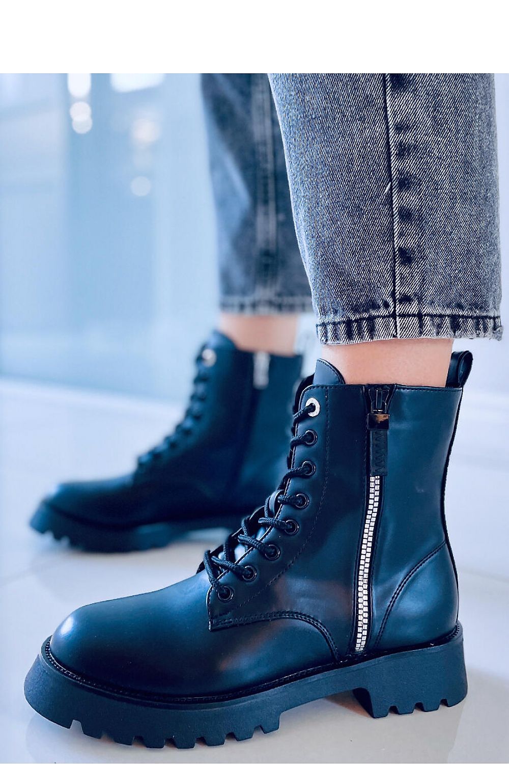 Bottes model 171098 Inello