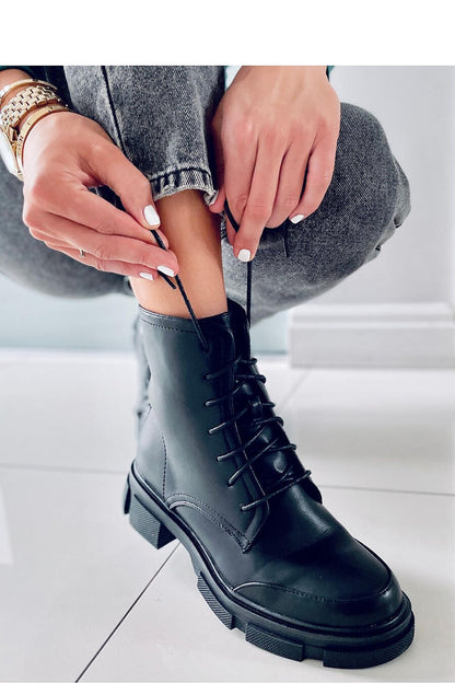 Bottes model 171608 Inello
