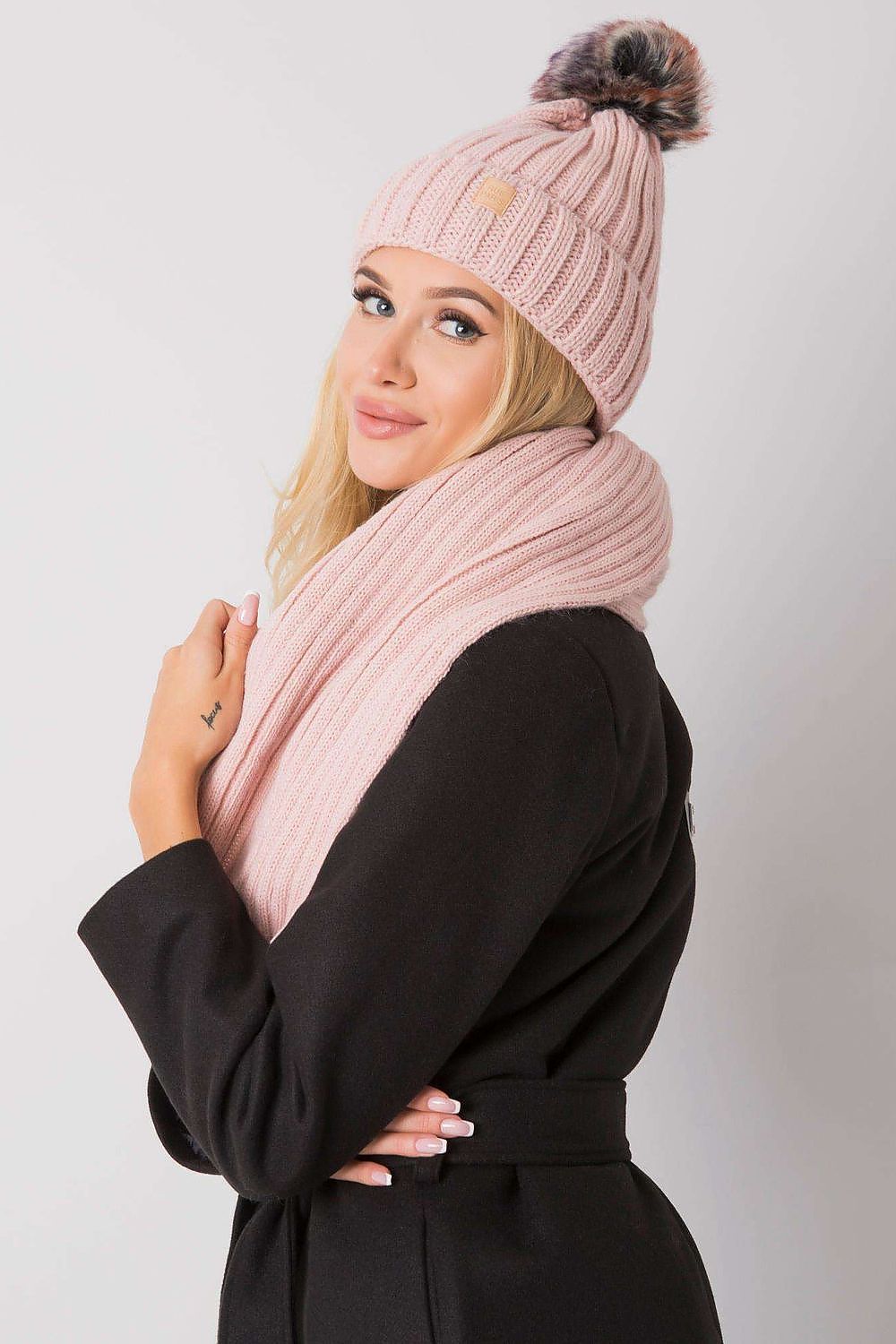 L`ensemble model 171799 Rue Paris