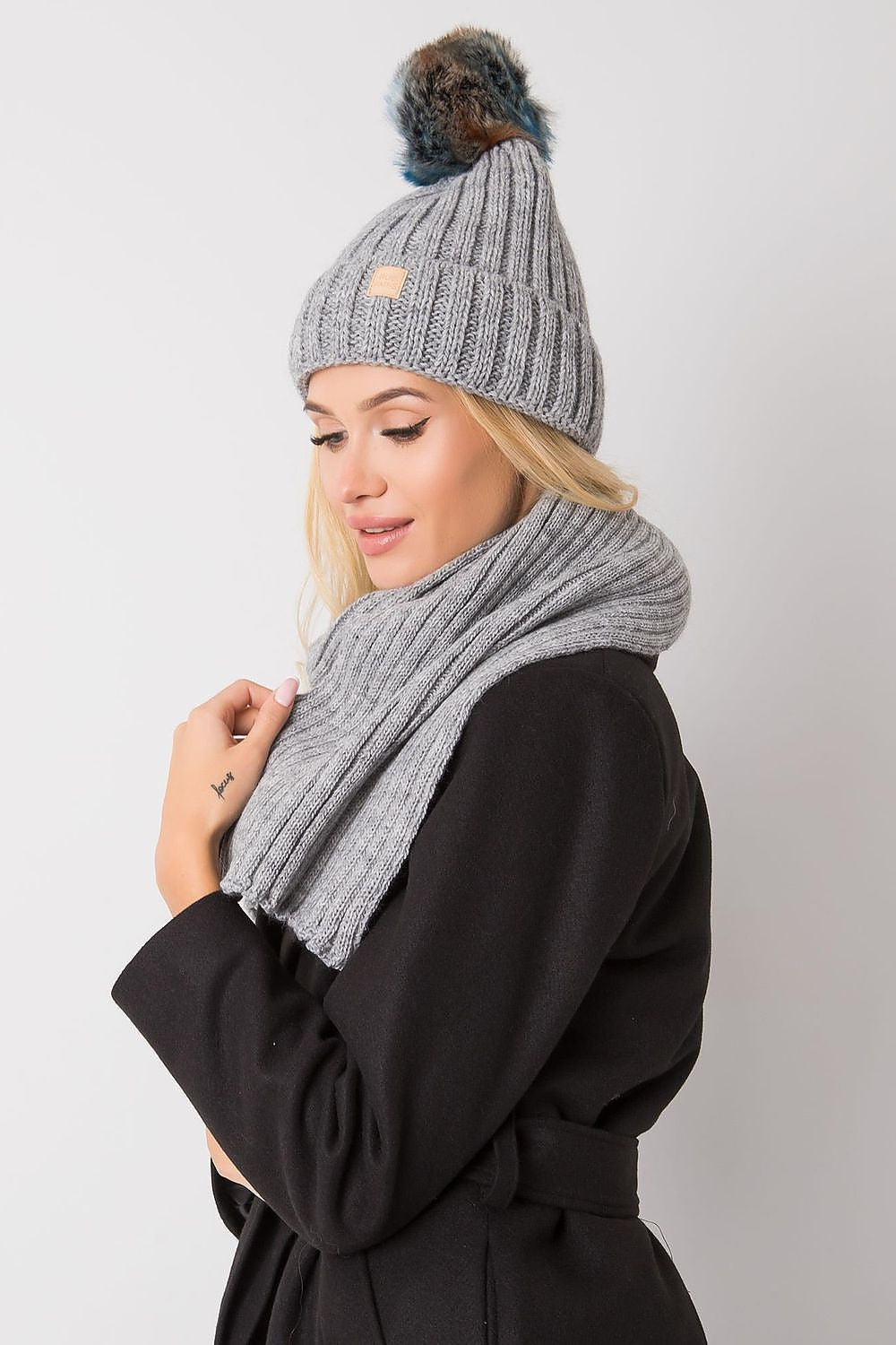 L`ensemble model 171801 Rue Paris